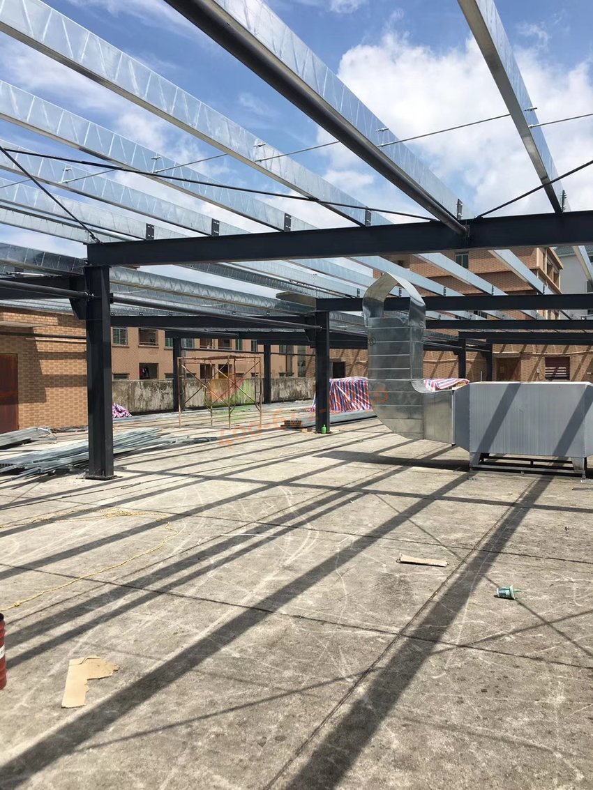 年瑞電子270.54KW光伏發電站鋼結構安裝圖 年瑞電子270.54KW光伏發電站鋼結構安裝圖